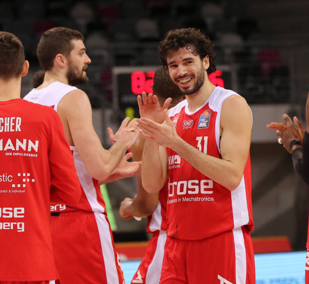 犀利的战术 犀利的战术