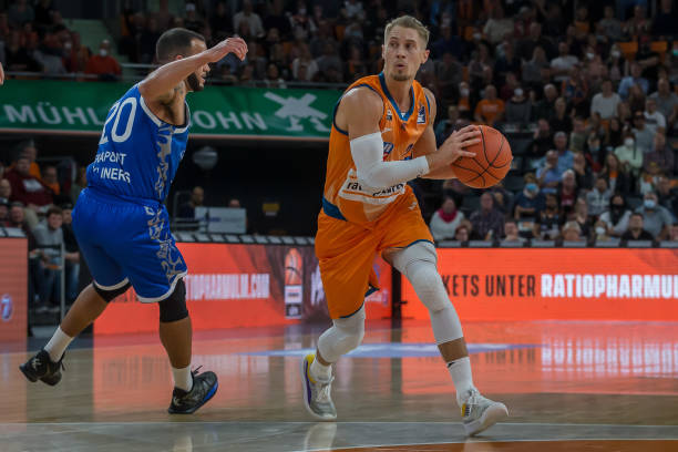 实现了奖牌 实现了奖牌